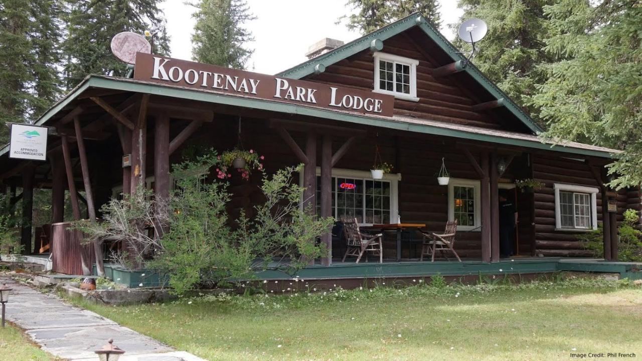 Kootenay Park Lodge Vermillion Crossing Экстерьер фото